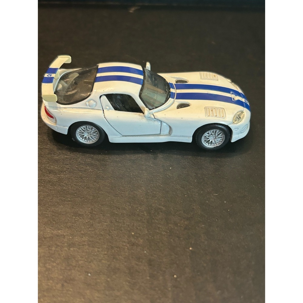 Maisto Dodge Viper GTS 1/39 Scale